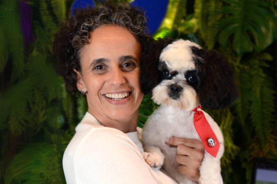 LAURA BABLE PET FRANQUIAS DE BANHO E TOSA