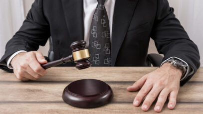 Cade condena CFMV por atuar contra EaD para veterinários